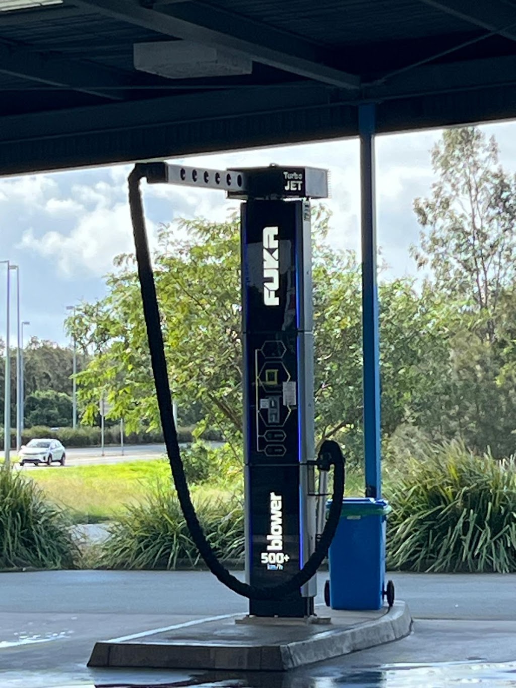 BNE Airport Carwash | 1 Daintree Rd, Brisbane Airport QLD 4008, Australia | Phone: 0489 273 143