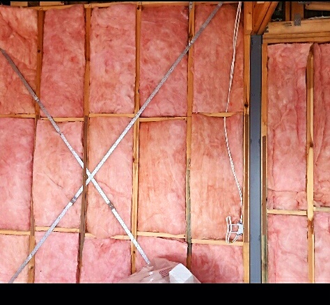 Awesome insulation services | 39 Litoria Dr, Deanside VIC 3336, Australia | Phone: 0420 477 121