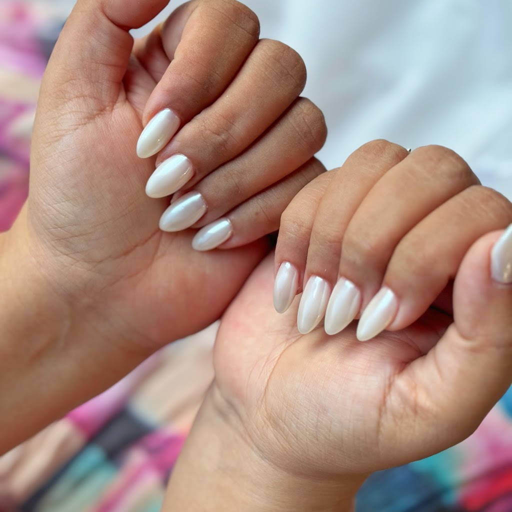 Fingers Crossed Nail | 2 Gilliflower St, Tarneit VIC 3029, Australia | Phone: 0423 228 231