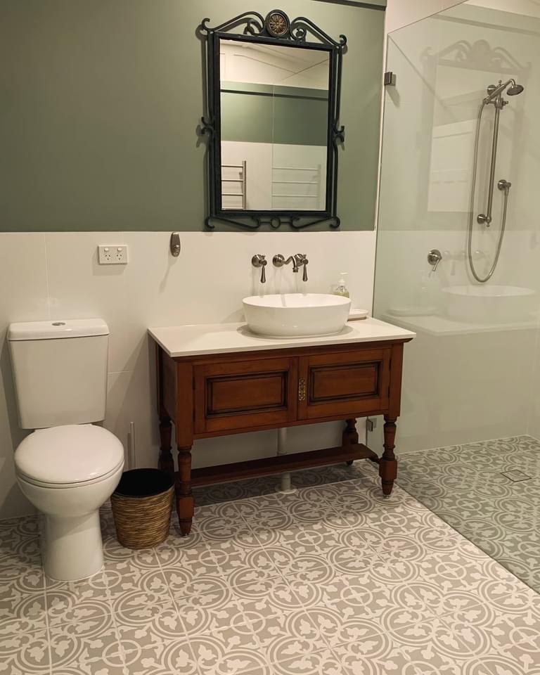 The Rustic Nest Yarramalong | 1614 Yarramalong Rd, Yarramalong NSW 2259, Australia | Phone: (02) 4356 1066