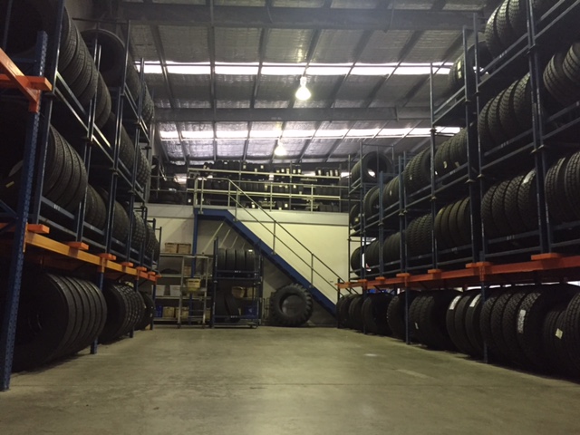 Beaurepaires Tyres Steel River - Car & Truck Center | car repair | 15 Spit Island Cl, Mayfield West NSW 2304, Australia | 0249674599 OR +61 2 4967 4599