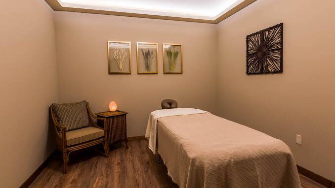 A’more massage |  | 144A Buckley St, Essendon VIC 3040, Australia | 0457695936 OR +61 457 695 936