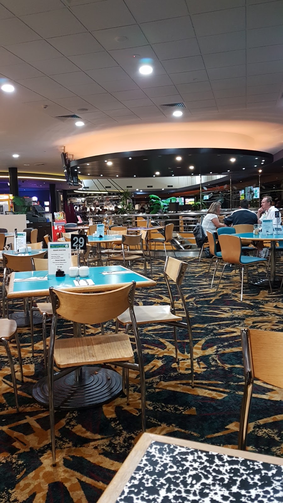 19th Link Restaurant | restaurant | Shoalhaven Ex-servicemen’s Sports Club, 131 Greenwell Point Rd, Nowra NSW 2541, Australia | 0244210388 OR +61 2 4421 0388