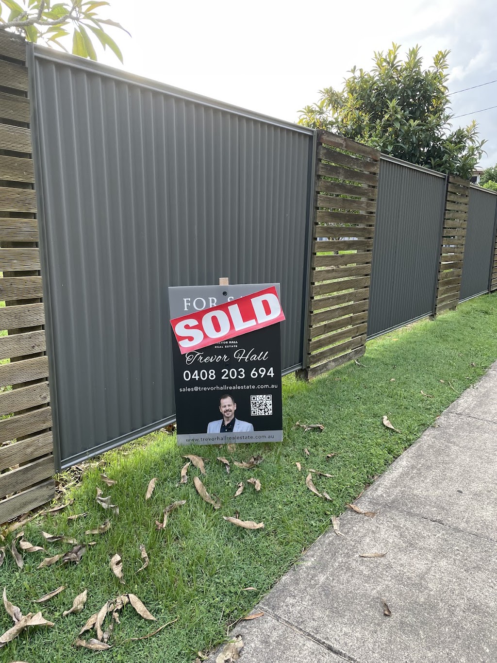 Trevor Hall Real Estate | 341 Markwell Rd, Caboolture QLD 4510, Australia | Phone: 0408 203 694