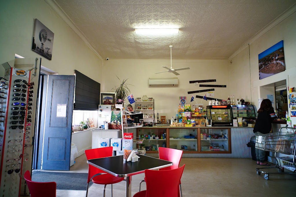 Comet Café | 40 Miller Street, Penong SA 5690, Australia | Phone: (08) 8625 1008