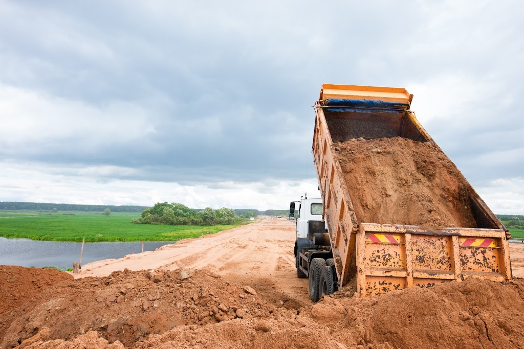 Maccas Haulage & Earthmoving | moving company | 59 Dunmore Rd, Largs NSW 2320, Australia | 0283184445 OR +61 2 8318 4445