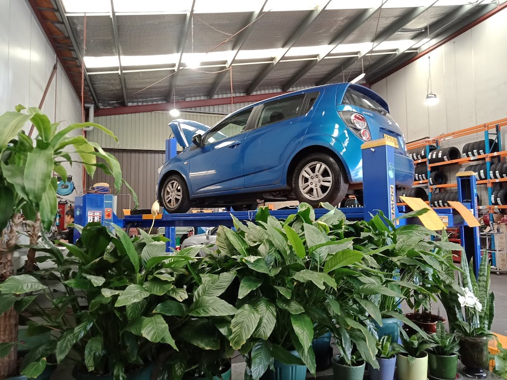Ryde Lee Motors | car repair | Unit 8 4/2 Mulvihill St, West Ryde NSW 2114, Australia | 0298091588 OR +61 2 9809 1588