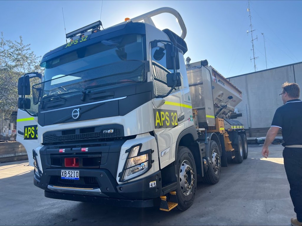 Ausroad Plant Maintenance | 31-33 Oneill St, Moranbah QLD 4744, Australia | Phone: (07) 3216 7058