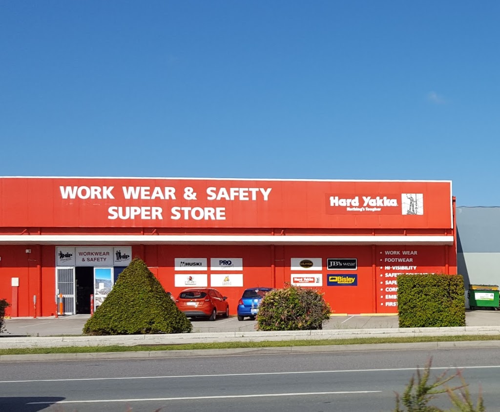 Hip Pocket Workwear & Safety Lawnton | shoe store | 709 Gympie Rd, Lawnton QLD 4501, Australia | 0732054304 OR +61 7 3205 4304