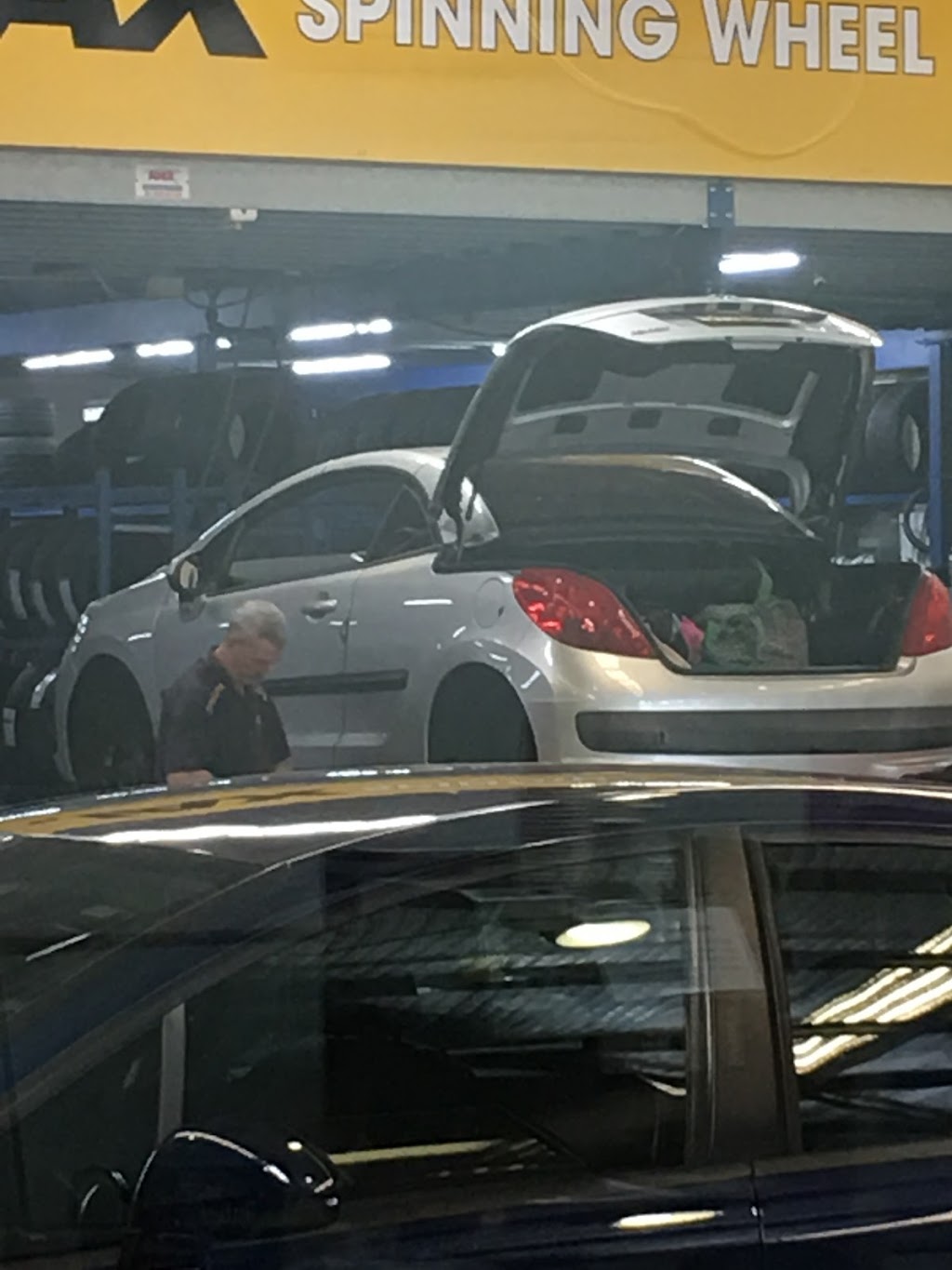 JAX Spinning Wheel Tyres Waterloo | Young St &, McEvoy St, Waterloo NSW 2017, Australia | Phone: (02) 8396 7888