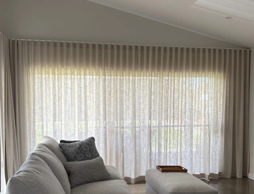 Red Door Decor | 14R Terra Dr, Terramungamine NSW 2830, Australia | Phone: (02) 6882 6965