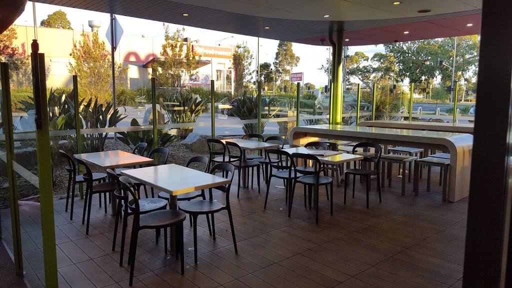 McDonalds Doveton | cafe | 52B Princes Hwy, Eumemmerring VIC 3177, Australia | 0397939070 OR +61 3 9793 9070