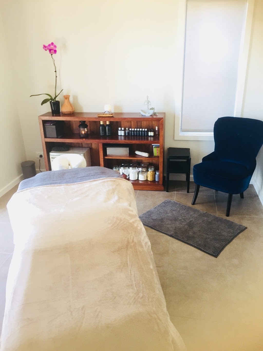 Zen Blissful Massage & Beauty |  | 33 Plateau St, North Richmond NSW 2754, Australia | 0423034593 OR +61 423 034 593