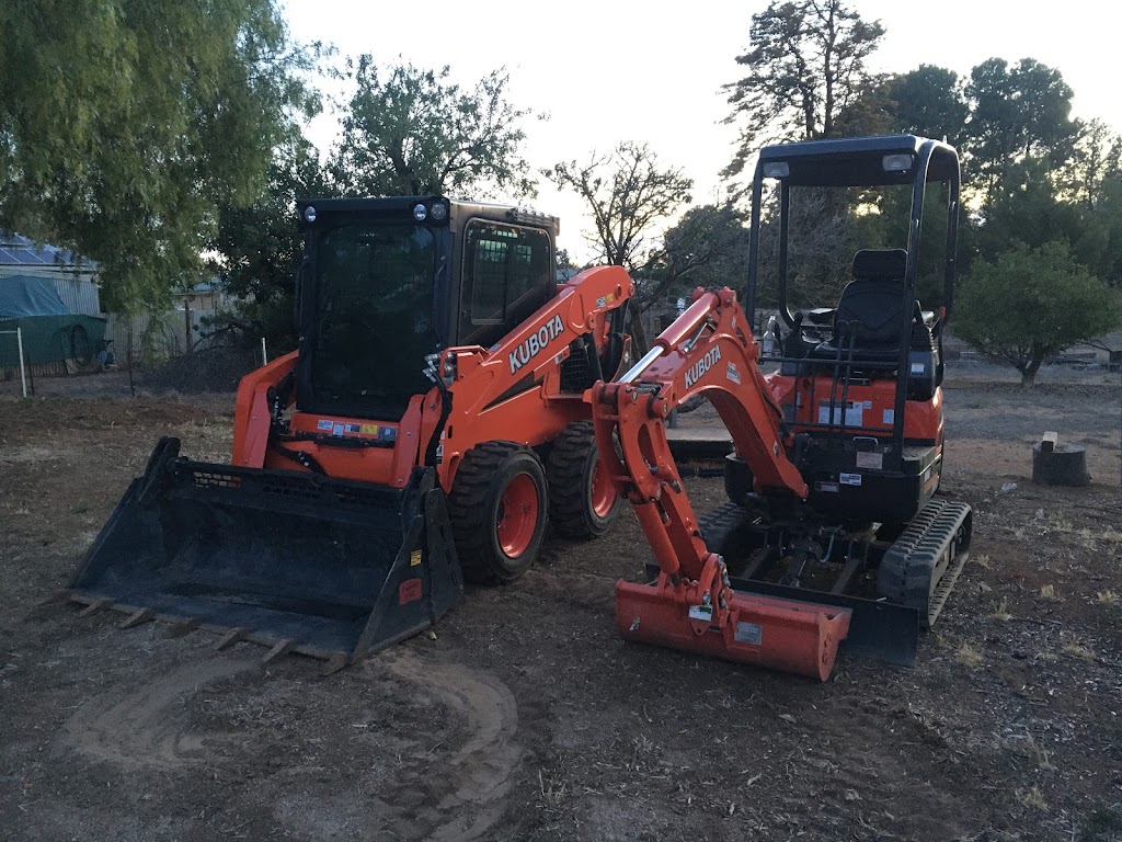 Zippy Contract & Hire | 160 Boort-Charlton Rd, Boort VIC 3537, Australia | Phone: 0427 975 241