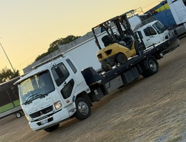 Rockhampton Towing And Transport | 3 Tindall Rd, Gracemere QLD 4702, Australia | Phone: 0486 313 363