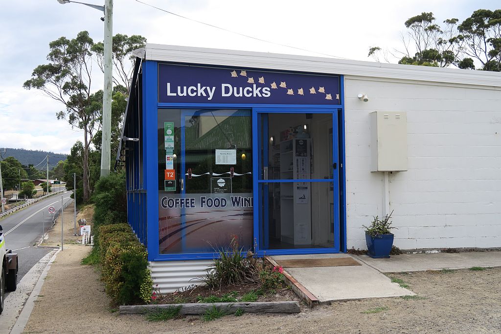 Lucky Ducks Cafe | cafe | 1665 Main Rd, Nubeena TAS 7184, Australia | 0362502777 OR +61 3 6250 2777