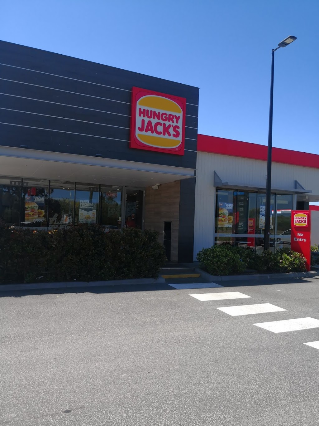 Hungry Jacks | restaurant | Armadale Rd & Alex Wood Dr, Forrestdale WA 6112, Australia | 0894983870 OR +61 8 9498 3870