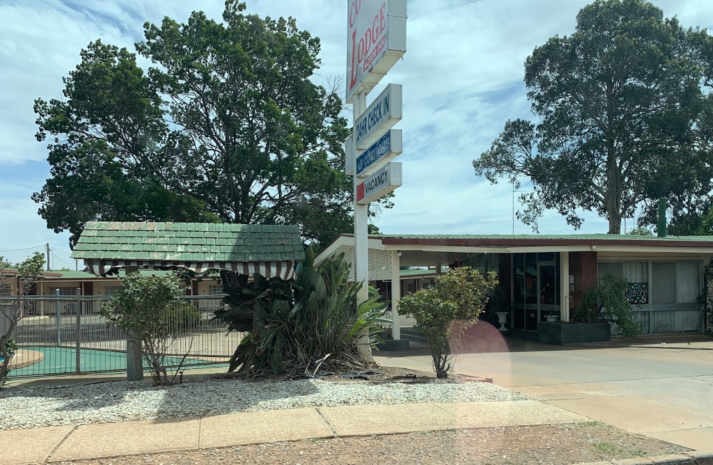 County Lodge Motel | 25 Main St, West Wyalong NSW 2671, Australia | Phone: (02) 6972 2411