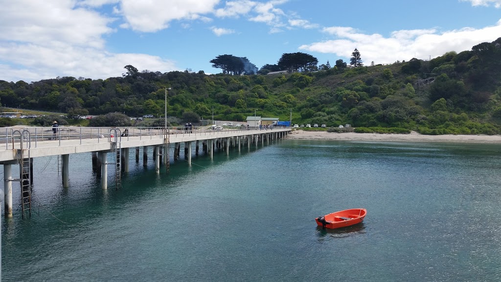 Flinders Pier, Dive Site | The Esplanade, Flinders VIC 3929, Australia | Phone: (03) 5950 1000