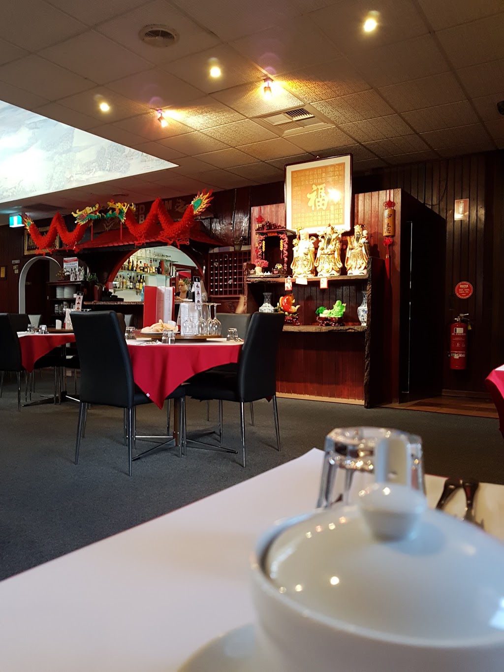 Red Gum Chinese Restaurant | restaurant | 220 Main Rd, McLaren Vale SA 5171, Australia | 0883238722 OR +61 8 8323 8722