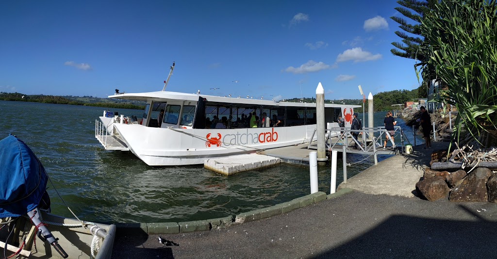 CATCH A CRAB - Birds Bay Oyster Farm | cafe | 11/17 Birds Bay Dr, West Tweed Heads NSW 2486, Australia | 0755999972 OR +61 7 5599 9972