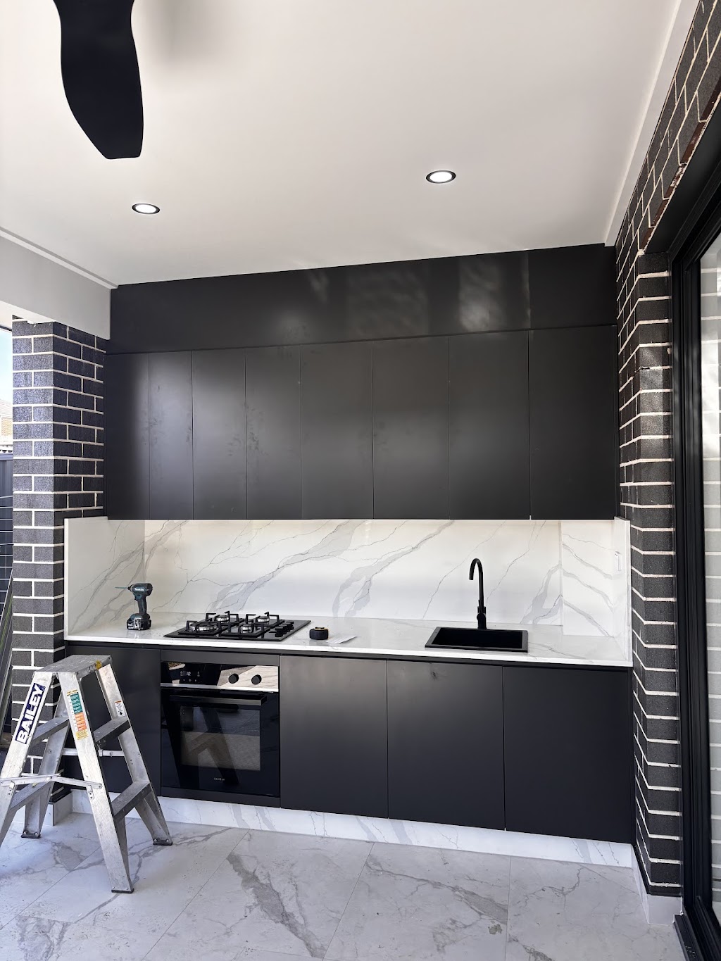 Citywide Kitchens and Wardrobes | 5/4 Essex St, Minto NSW 2566, Australia | Phone: 0416 523 251