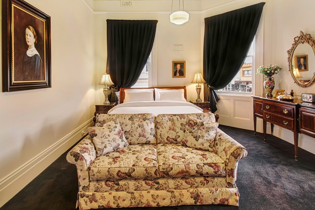 Langsford Luxury | lodging | 85 Main St, Stawell VIC 3380, Australia | 0419222046 OR +61 419 222 046