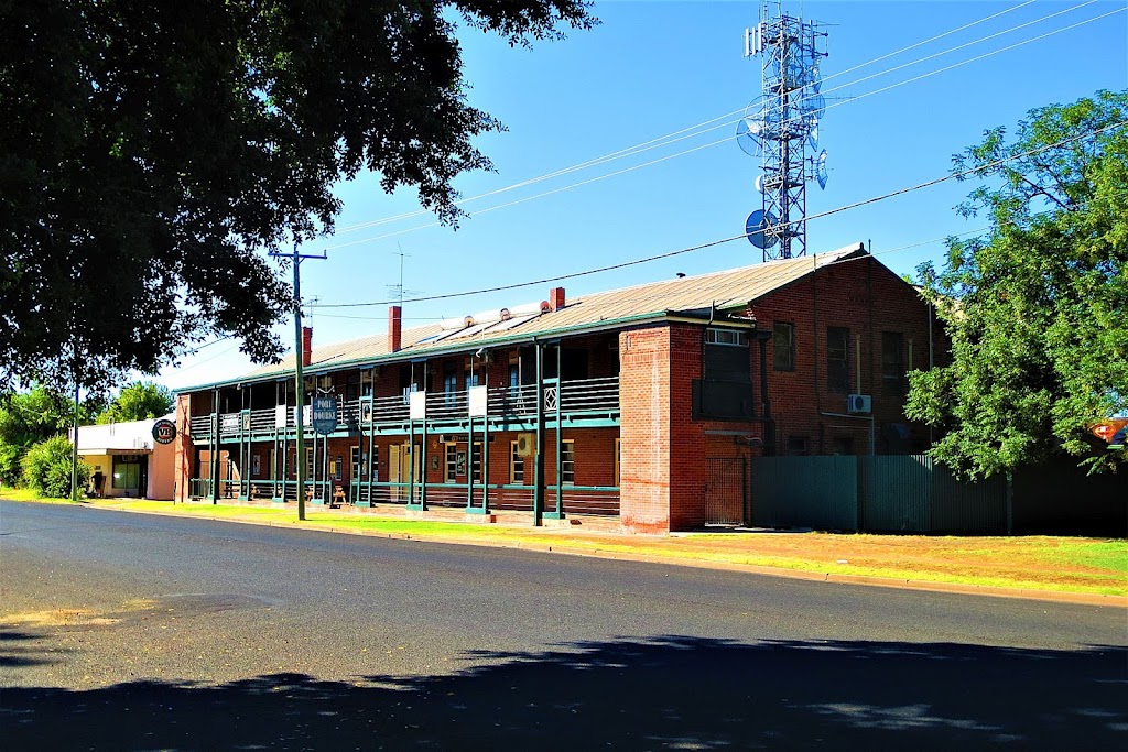 The Port of Bourke Hotel | 32 Mitchell St, Bourke NSW 2840, Australia | Phone: (02) 6872 2544
