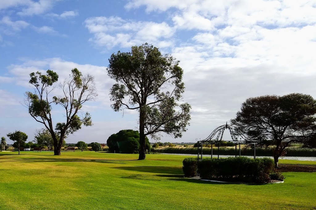 Lakeside Goolwa | 1 Banfield Rd, Goolwa North SA 5214, Australia | Phone: (08) 8555 2737