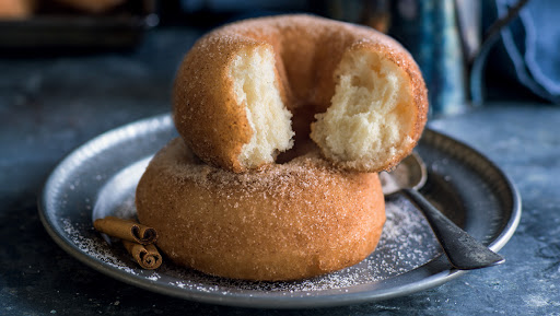 Donut King | Kiosk 21 Logan Hyperdome & Home Centre, Cnr. Bryants Rd. & Pacific Hwy, Loganholme QLD 4129, Australia | Phone: 0433 369 862