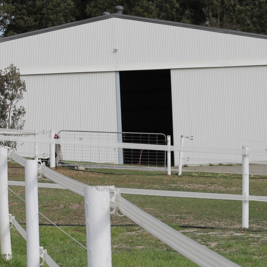 Windemere Lodge Equestrian Centre | lodging | 73 Blythmans Rd, Blewitt Springs SA 5171, Australia | 0413529952 OR +61 413 529 952