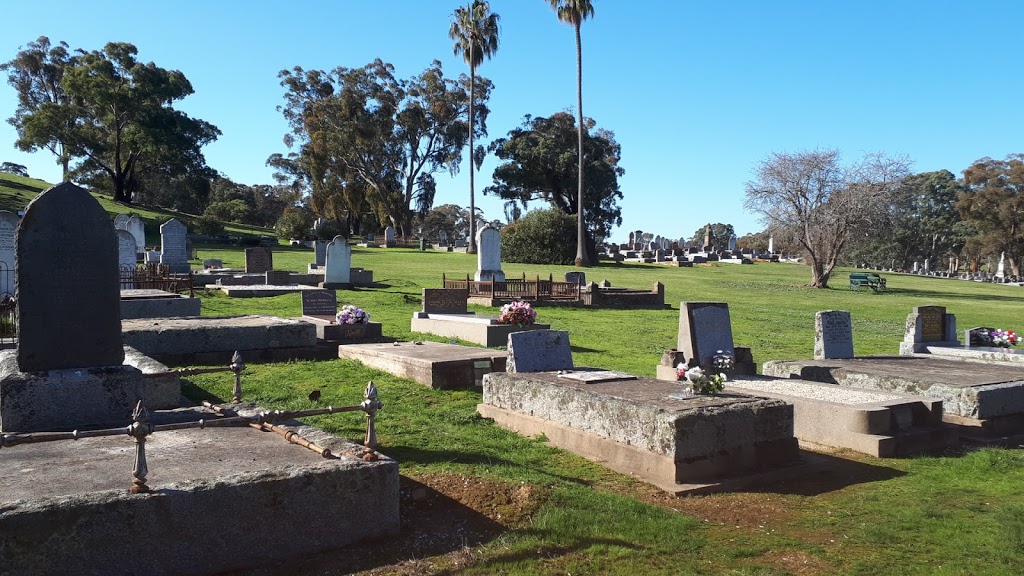 Newstead Cemetery | cemetery | Green Gully VIC 3462, Australia
