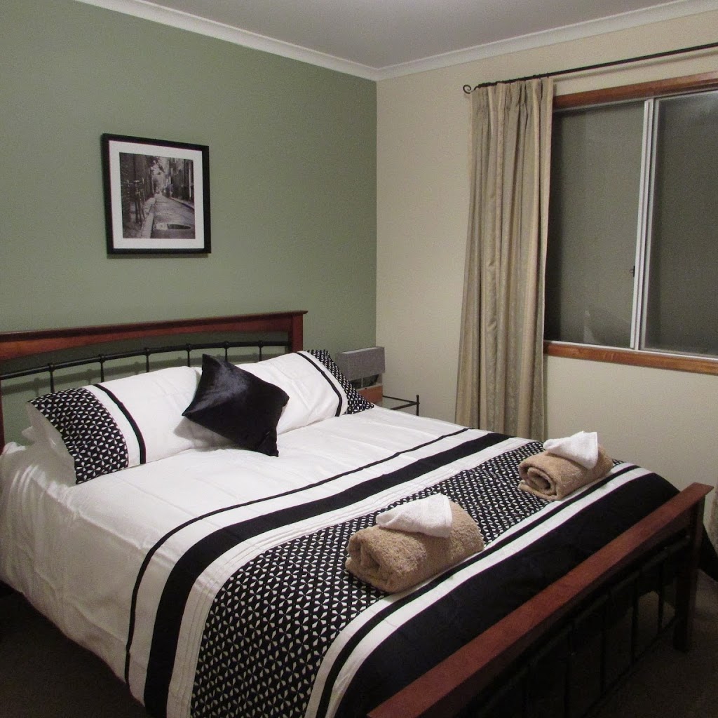 Lazy Days Bed & Breakfast Cottage | real estate agency | 5 Glen Rd, Hindmarsh Valley SA 5211, Australia | 0458819245 OR +61 458 819 245