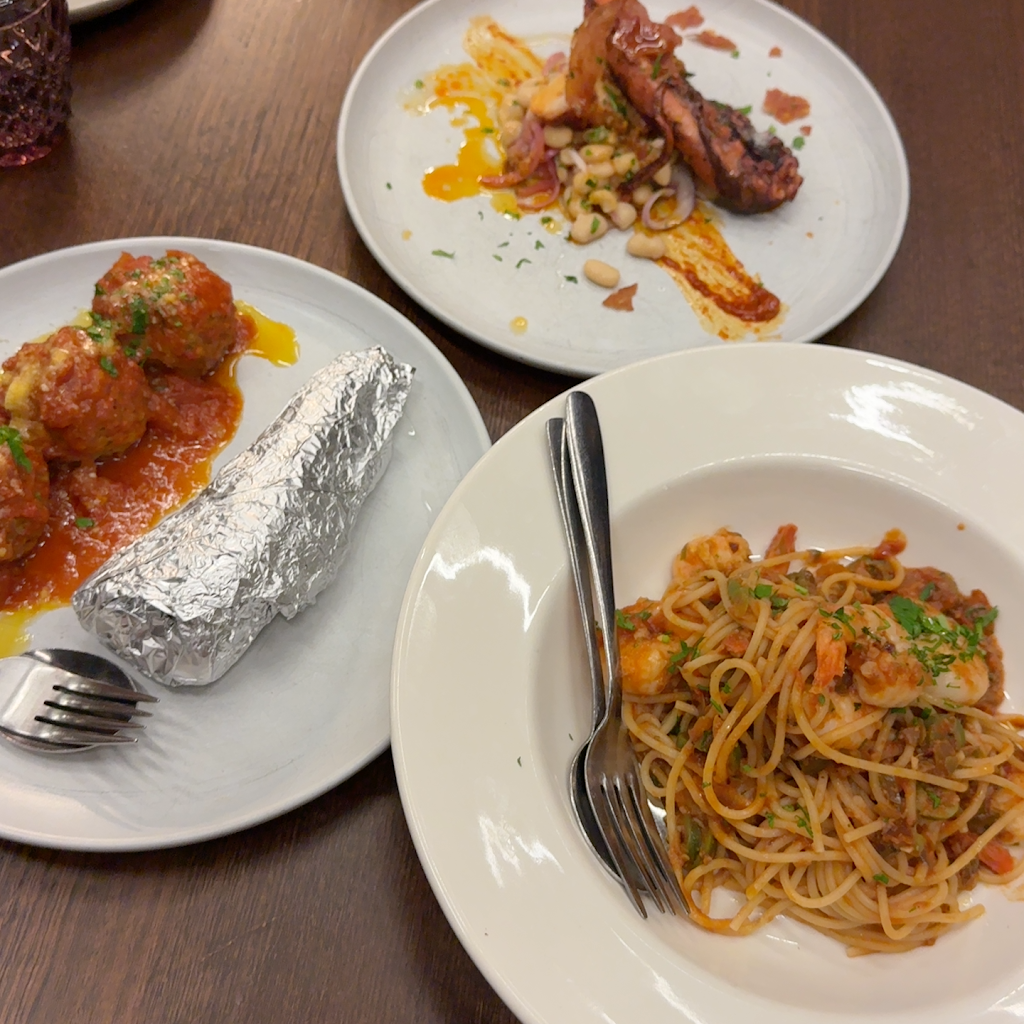 Perrotta’s Italian + Bar (at Lake Crackenback) | 1650 Alpine Way, Crackenback NSW 2627, Australia | Phone: 0408 536 191