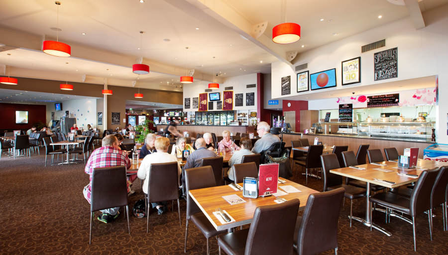 Warner Tavern | restaurant | 2 Everest St, Warner QLD 4500, Australia | 0738822440 OR +61 7 3882 2440