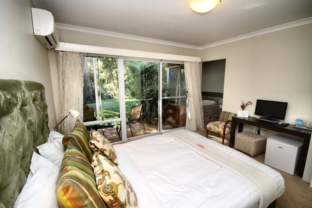 Margaret River Bed and Breakfast | lodging | 15 Loaring Pl, Margaret River WA 6285, Australia | 0897587002 OR +61 8 9758 7002