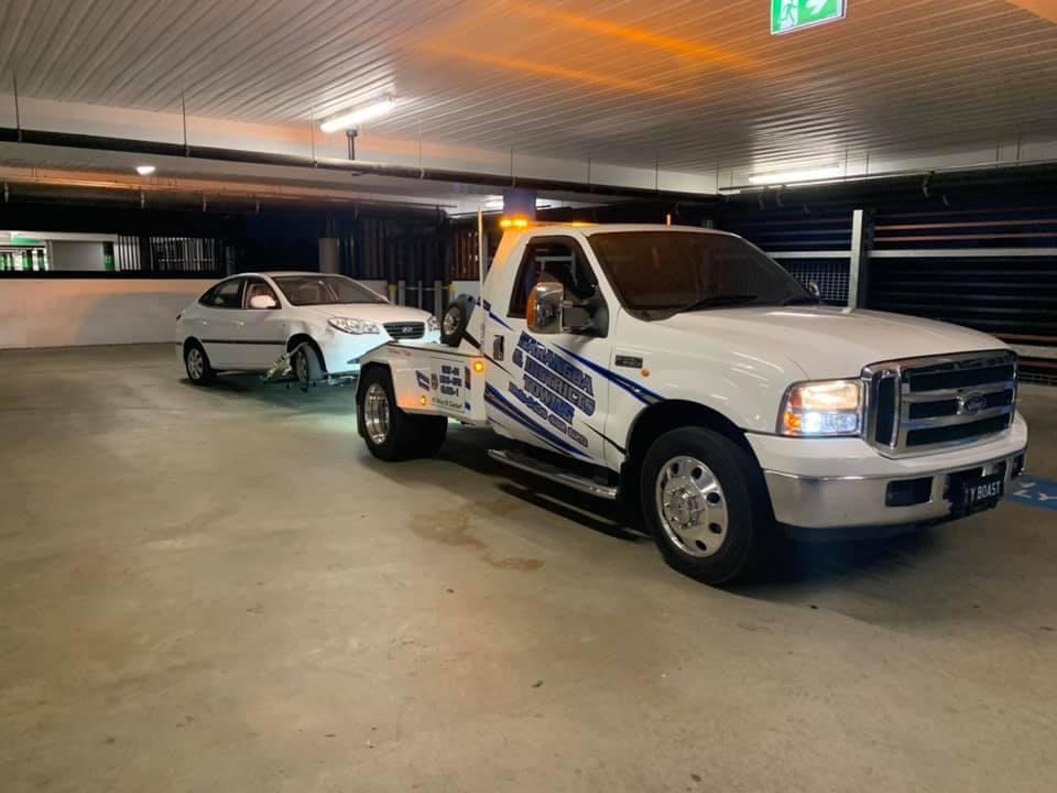 Narangba & Districts Towing Service | 291 Macdonnell Rd, Clontarf QLD 4019, Australia | Phone: 0409 482 620