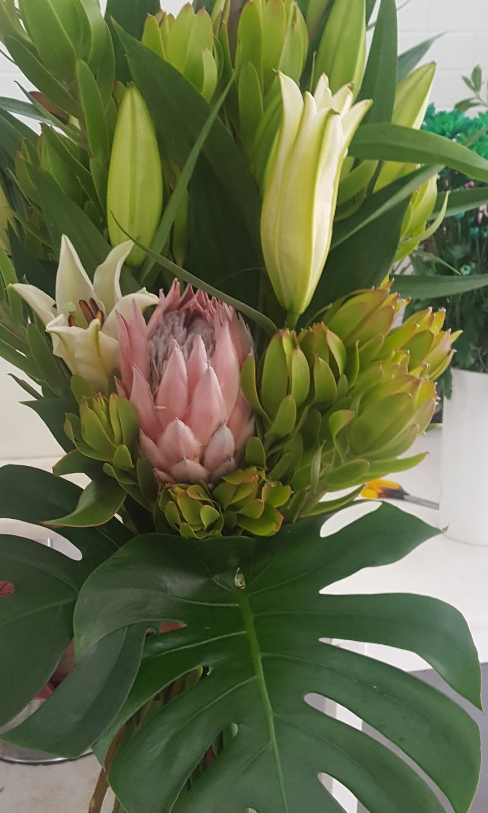 Katoomba Florist | florist | Shop/7 Pioneer Pl, Katoomba NSW 2780, Australia | 0247822844 OR +61 2 4782 2844