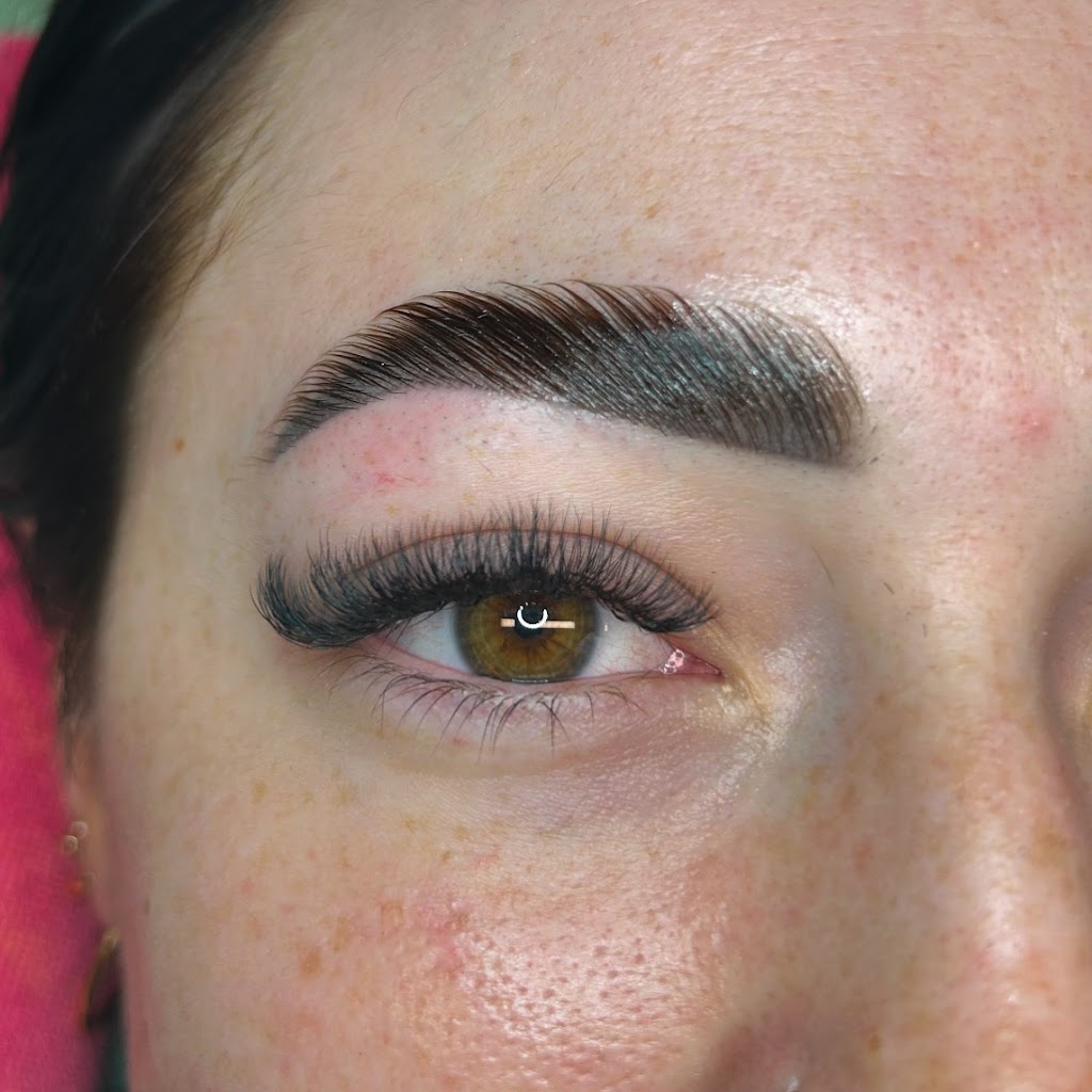 Luxe Lashes By T | 16 Anvil St, Stanford Merthyr NSW 2327, Australia | Phone: 0412 765 943