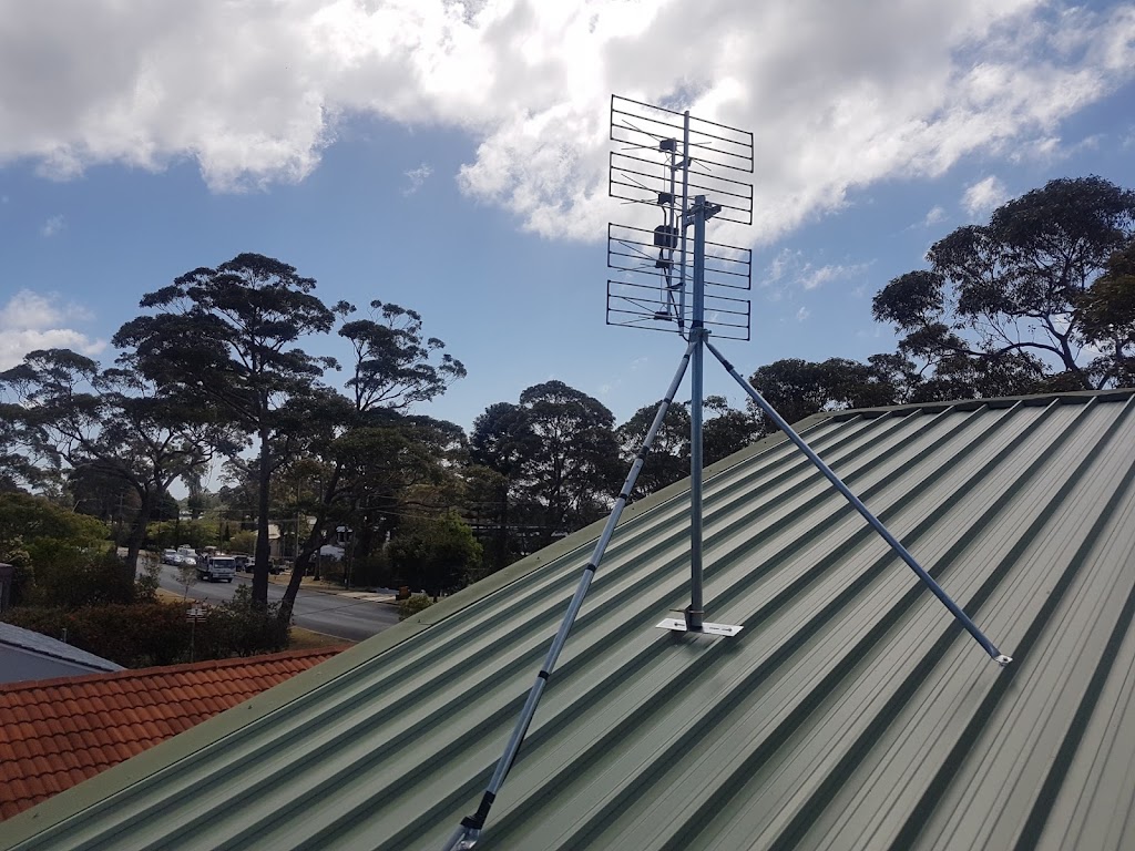 Col Harris Antennas Services – TV Antenna Installation & Repair |  | Servicing Shoalhaven, Nowra, Berry, Bomaderry Broughton, Gerroa, Gerringong, Kiama, Bangalee, Cambewarra, Terara, 15a Roxborough Rd, Far Meadow NSW 2535, Australia | 0418262925 OR +61 418 262 925