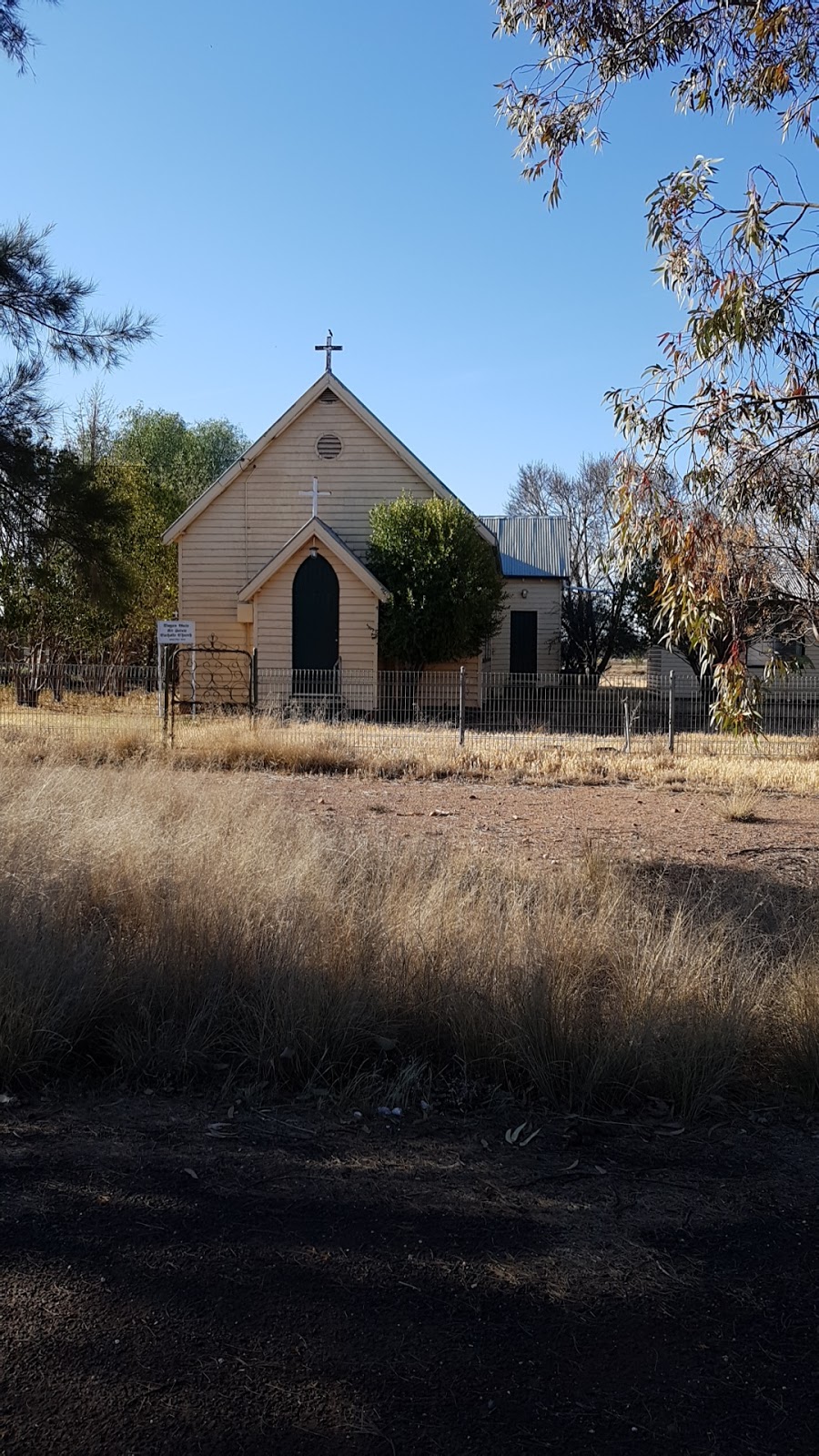 All Saints Catholic Church | church | LOT 18 Bogan St, Bogan Gate NSW 2876, Australia | 0268921105 OR +61 2 6892 1105
