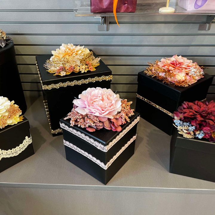 Petals n Blooms | Shop 12c/90-98 Glenmore Ridge Dr, Glenmore Park NSW 2745, Australia | Phone: 0405 765 432