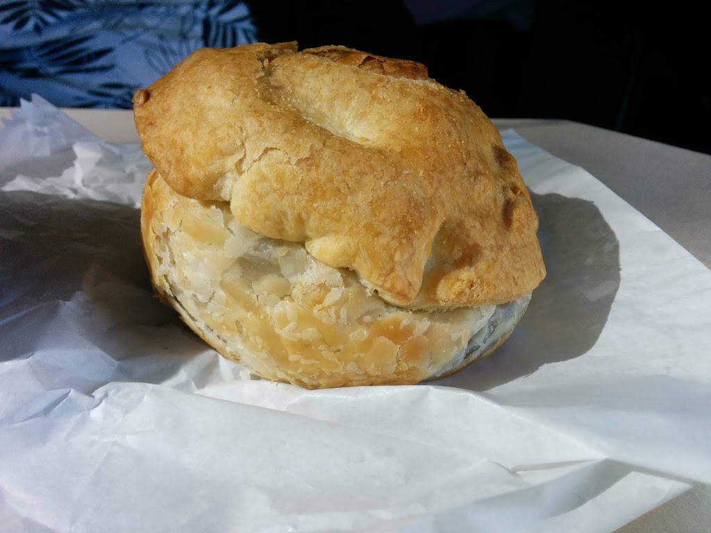 Uki Pies | bakery | 1454 Kyogle Rd, Uki NSW 2484, Australia | 0266795838 OR +61 2 6679 5838