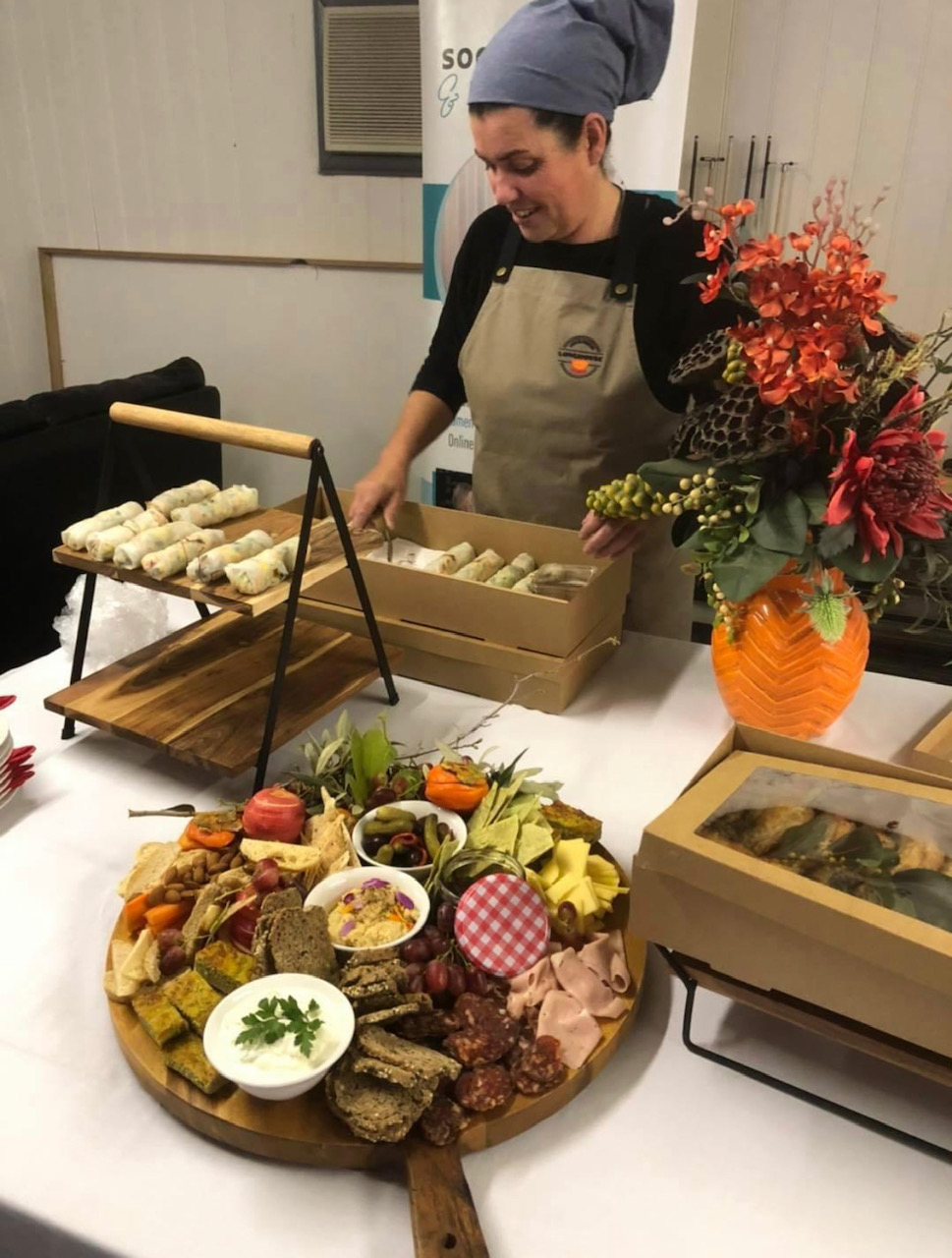 Longhouse Paella & Catering | 92 Cobrawonga Rd, Cobram East VIC 3644, Australia | Phone: 0407 828 443