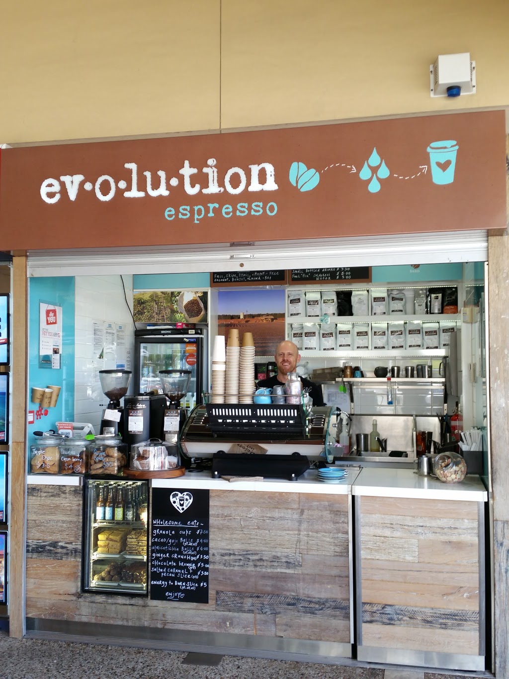 Evolution Espresso | Shop 14/18 University Way, Sippy Downs QLD 4556, Australia | Phone: 0497 970 011
