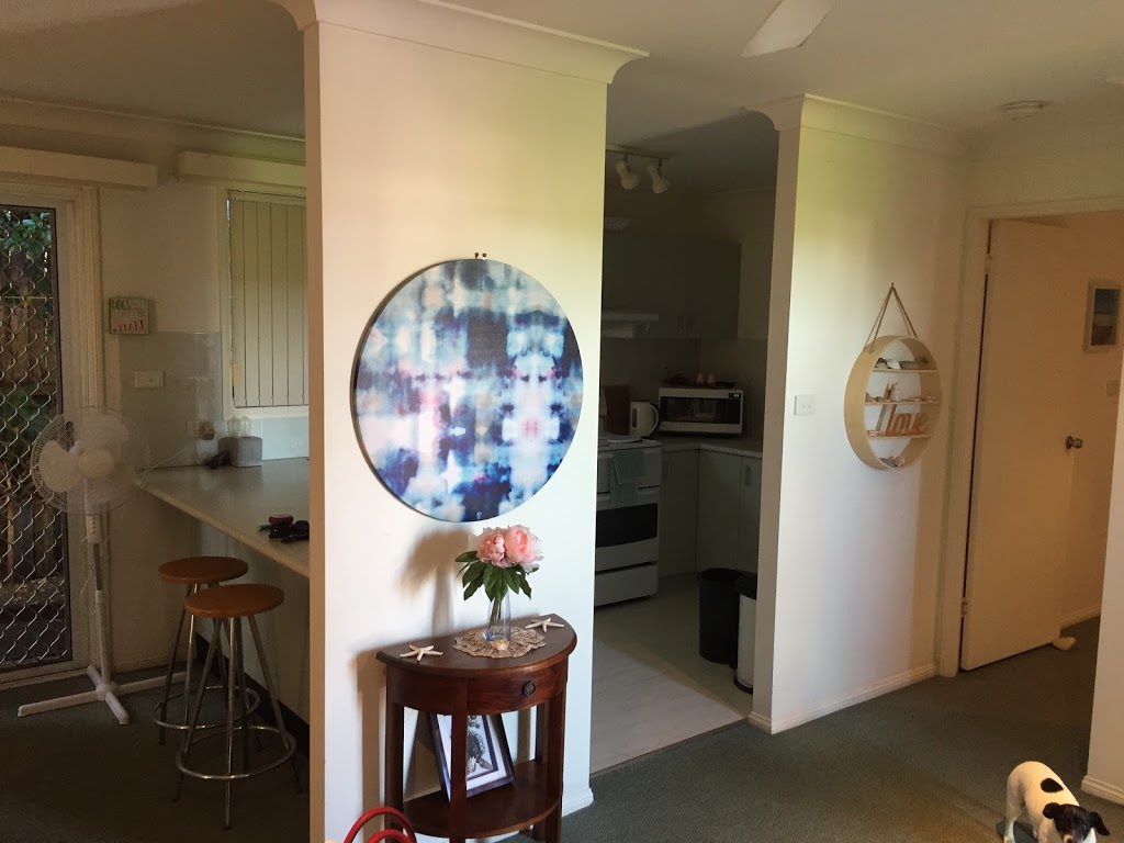 Lulus Beach Cottage | 2/75 Pacific Dr, Port Macquarie NSW 2444, Australia | Phone: (02) 6584 1199