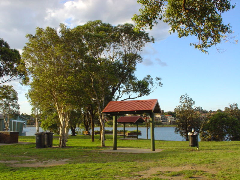 Rodd Park | park | 86P Henley Marine Dr, Rodd Point NSW 2046, Australia | 0299116555 OR +61 2 9911 6555