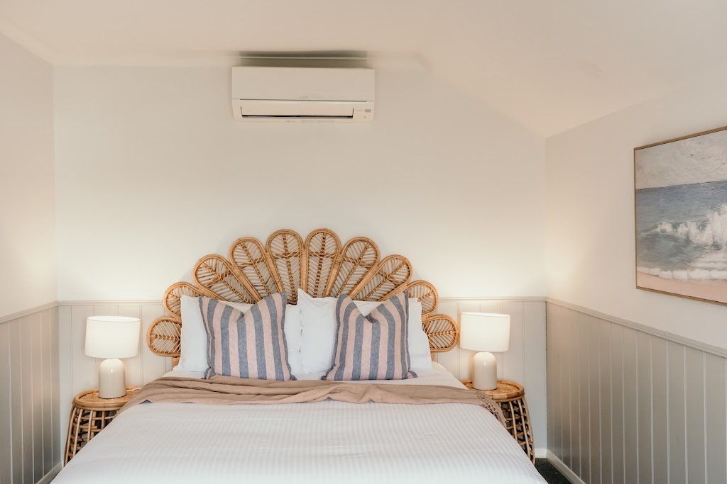 Ocean Sands Beach Front House | 8 Ocean Dr, Port Fairy VIC 3284, Australia | Phone: 0438 327 986