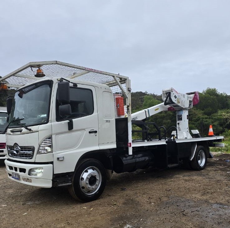 Price Access Hire | 88 Cadonia Rd, Tuggerawong NSW 2259, Australia | Phone: 0413 328 872