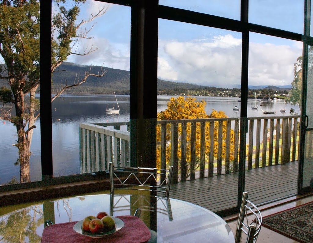 Driftwood Cottages | 51 Bay View Rd, Dover TAS 7117, Australia | Phone: (03) 6298 1441